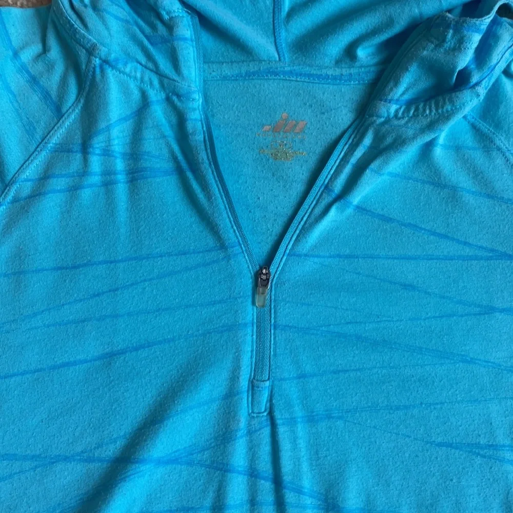 Blue Workout Top - Picture 3 of 5